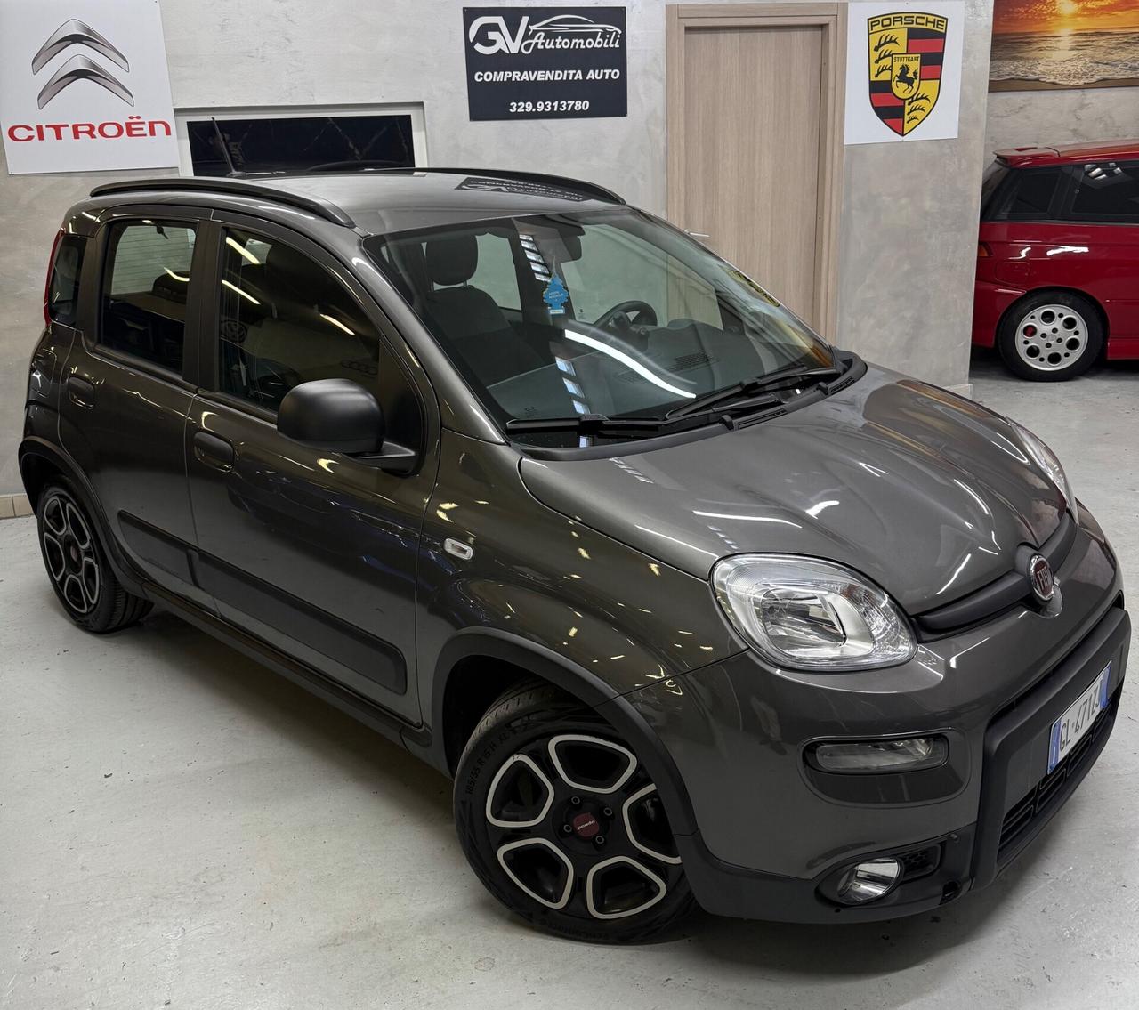 Fiat Panda Hybrid 30.000 km