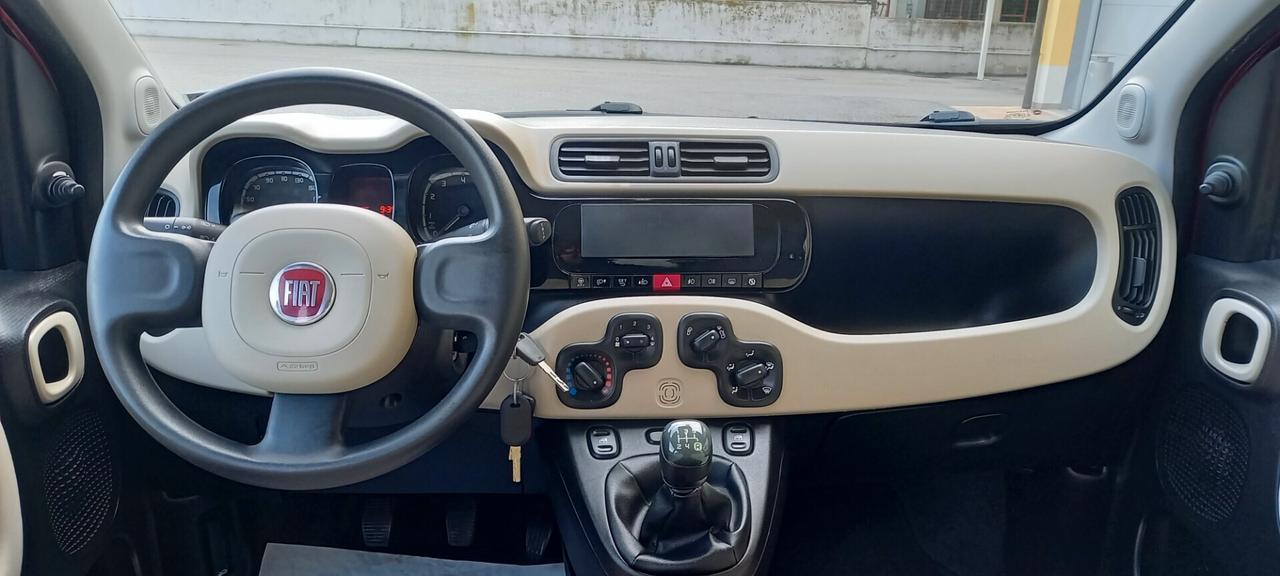 Fiat Panda Modello Lounge Benzina cc. 900 5 Porte SOLO 73.500 Chilometri UTILIZZABILE X I NEOPATENTATI 2025...!!!!