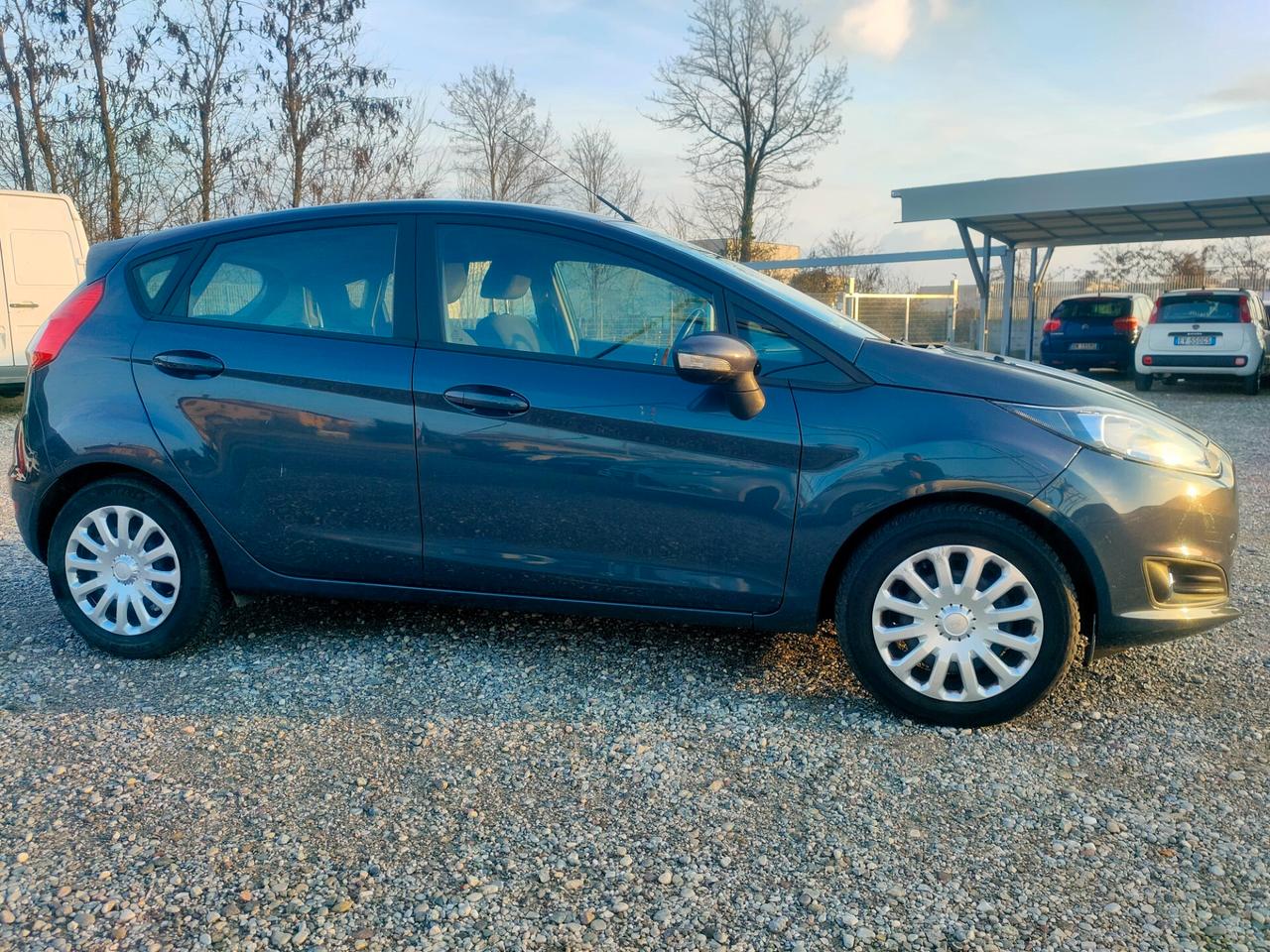 Ford Fiesta 1.5 TDCi 75CV 5 porte Business NEOPATENTATI