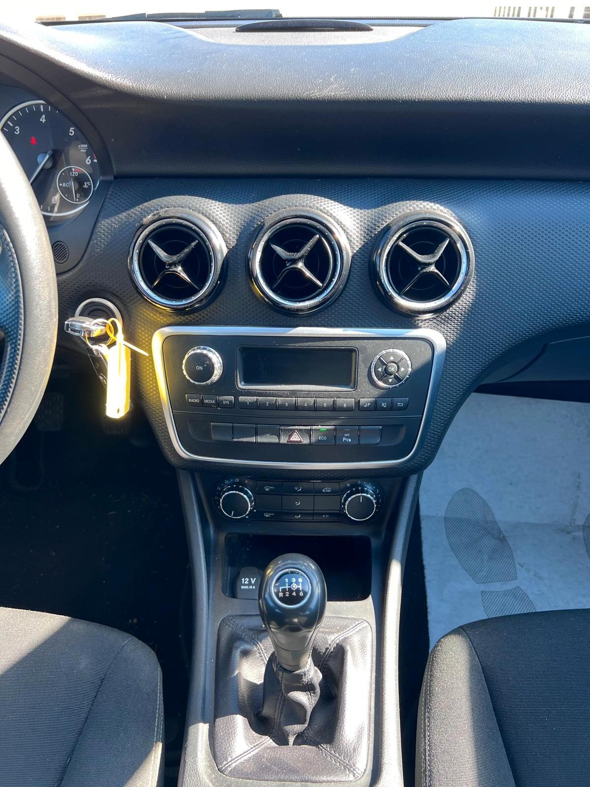 Mercedes-benz A 180 CDI BlueEFFICIENCY Premium