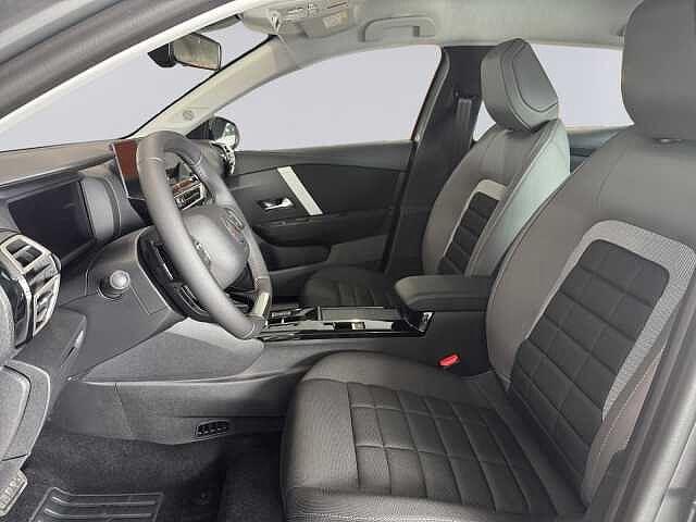 Citroen C4 Hybrid 145 e-DCS6 PLUS