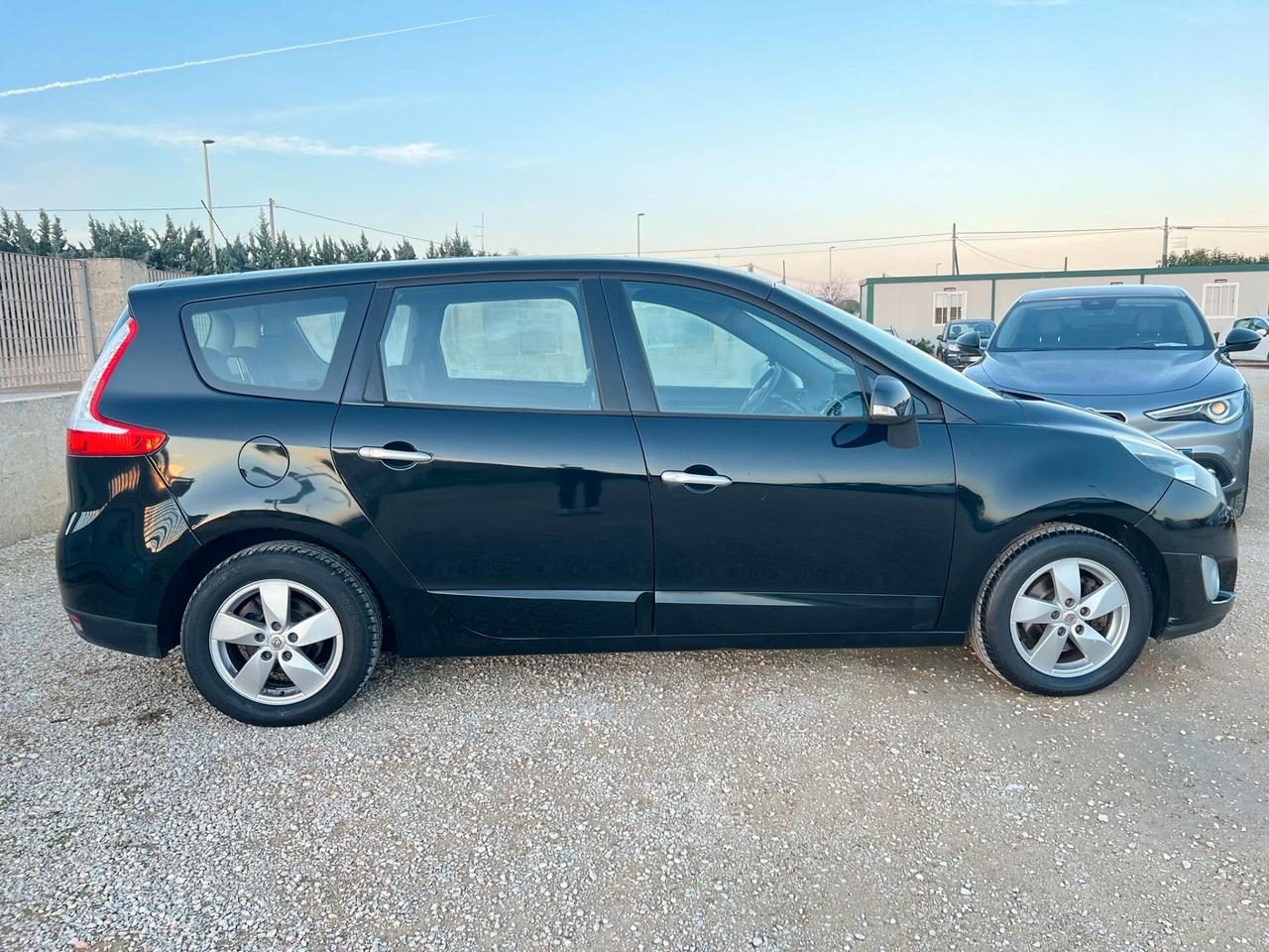 Renault Scenic 1.5 dCi 7 posti 110 CV