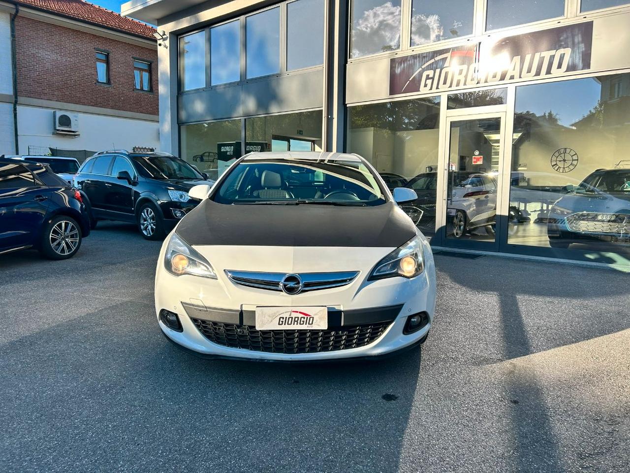 Opel Astra GTC 1.7 cdti ecotec Cosmo s&s 130cv