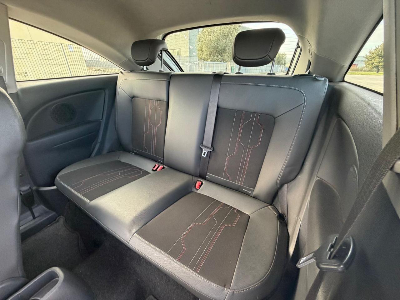 Opel Corsa 1.2 3p 172000 km