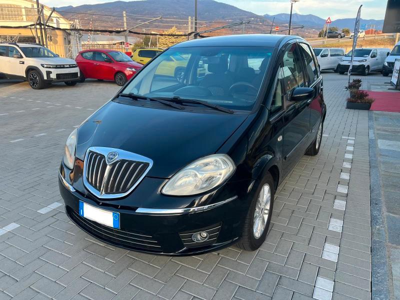 Lancia Musa 1.4 8v Oro ecochic Gpl