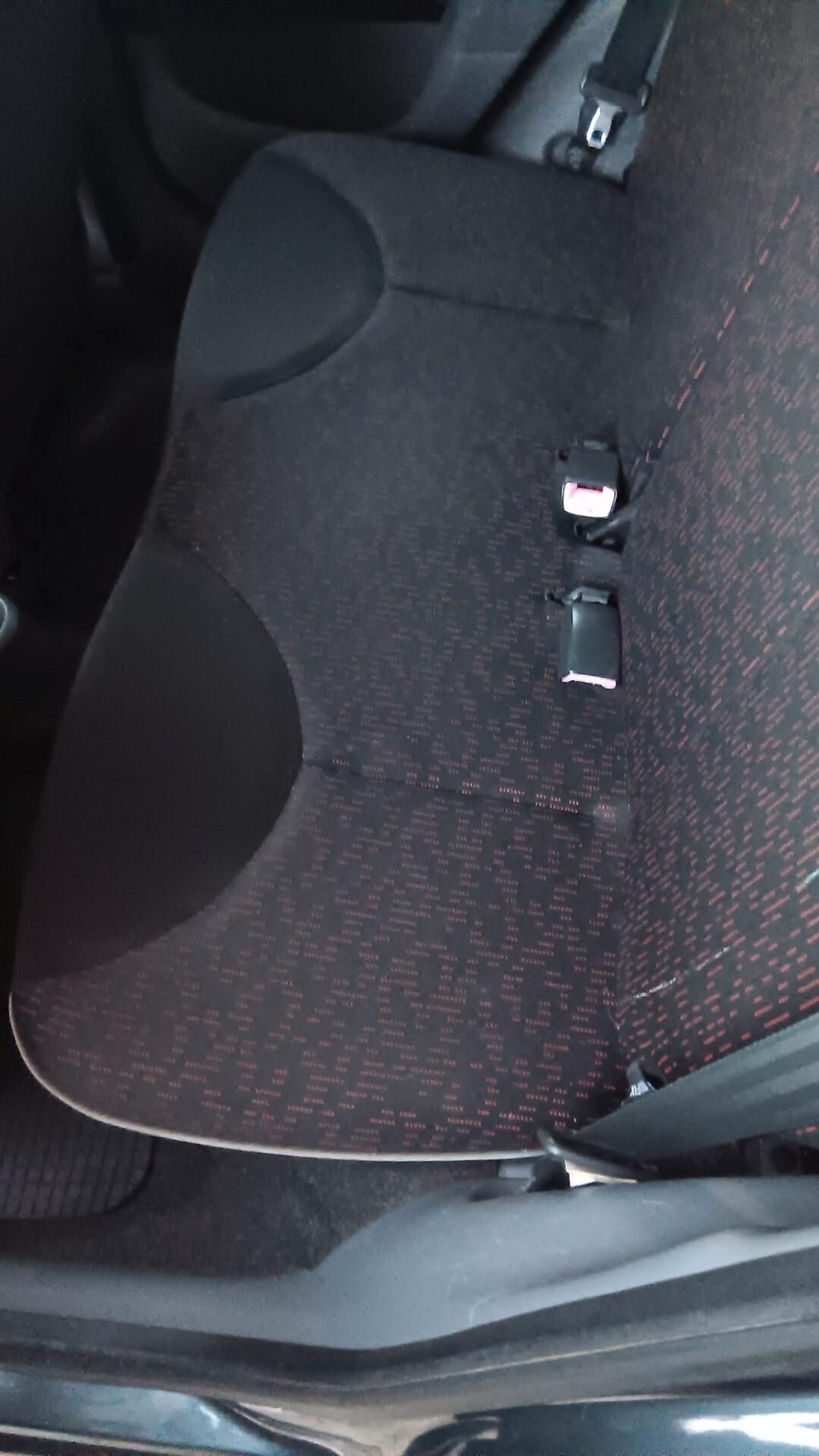 Peugeot 107 1.0 68CV 5p. Plaisir