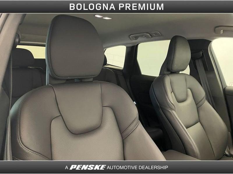 Volvo XC60 XC60 B4 automatico Plus Dark