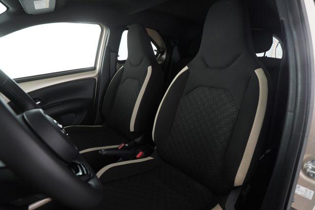 TOYOTA Aygo X Aygo X 1.0 VVT-i 72 CV 5 porte Trend