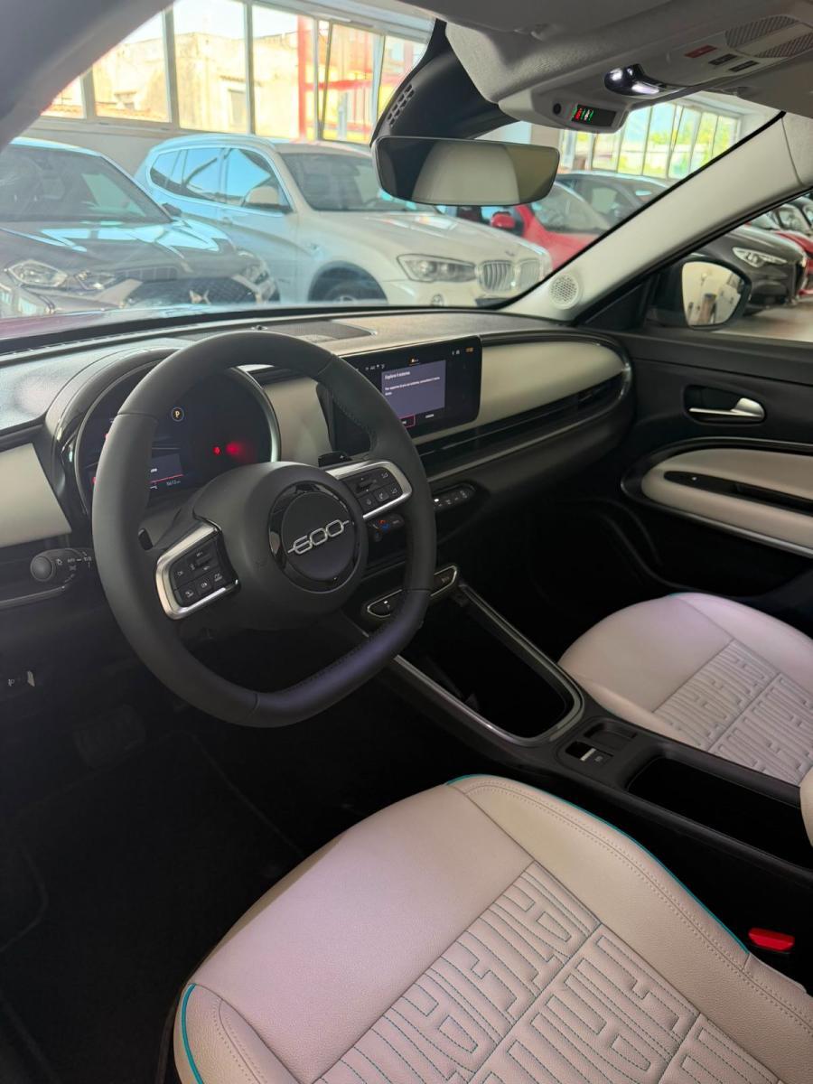 FIAT - 600 - Hybrid DCT MHEV La Prima II