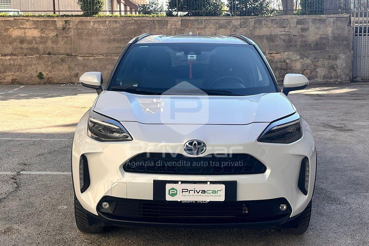 TOYOTA Yaris Cross 1.5 Hybrid 5p. E-CVT AWD-i Business