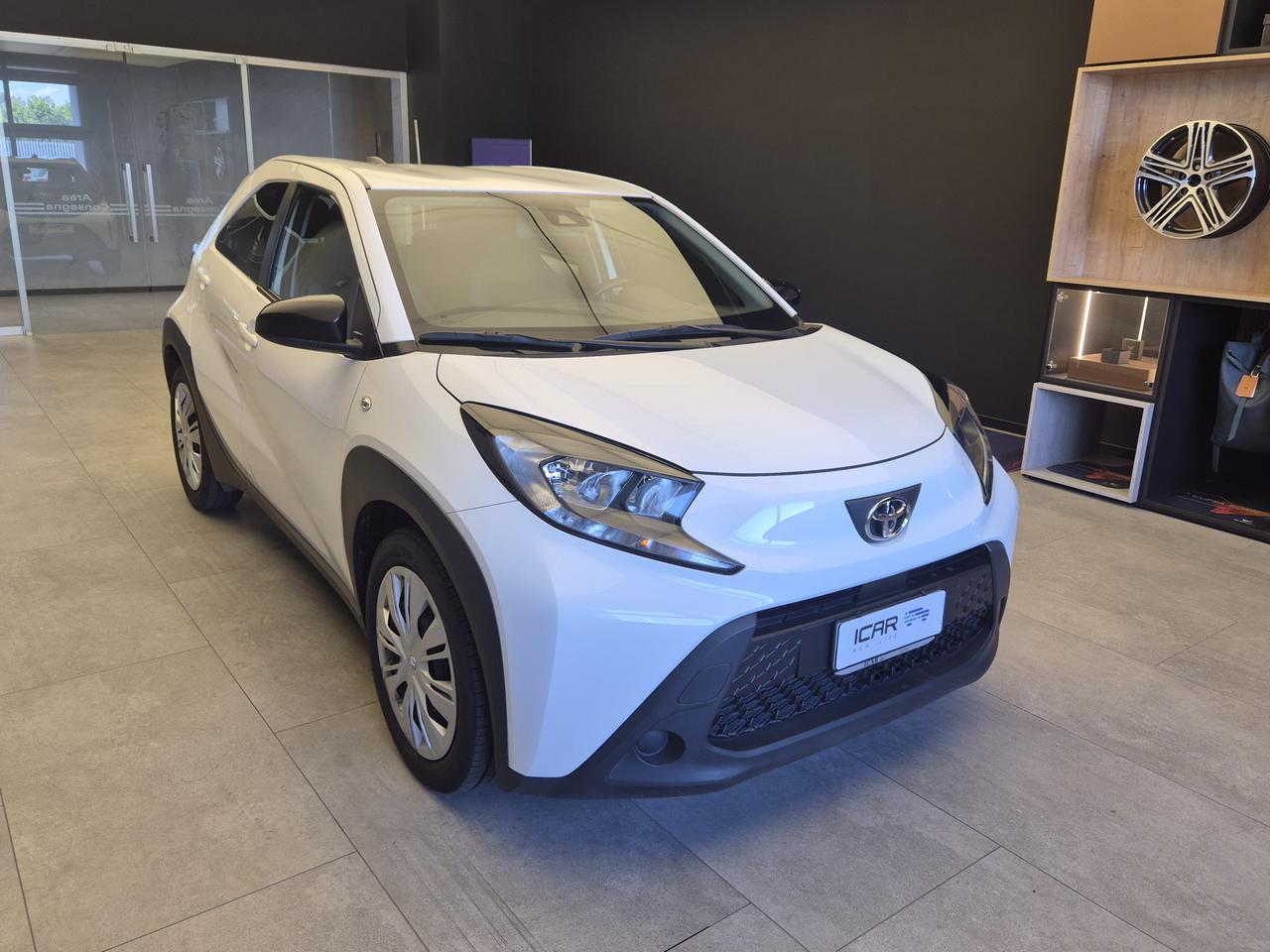 TOYOTA Aygo X - Aygo X 1.0 Active 72cv
