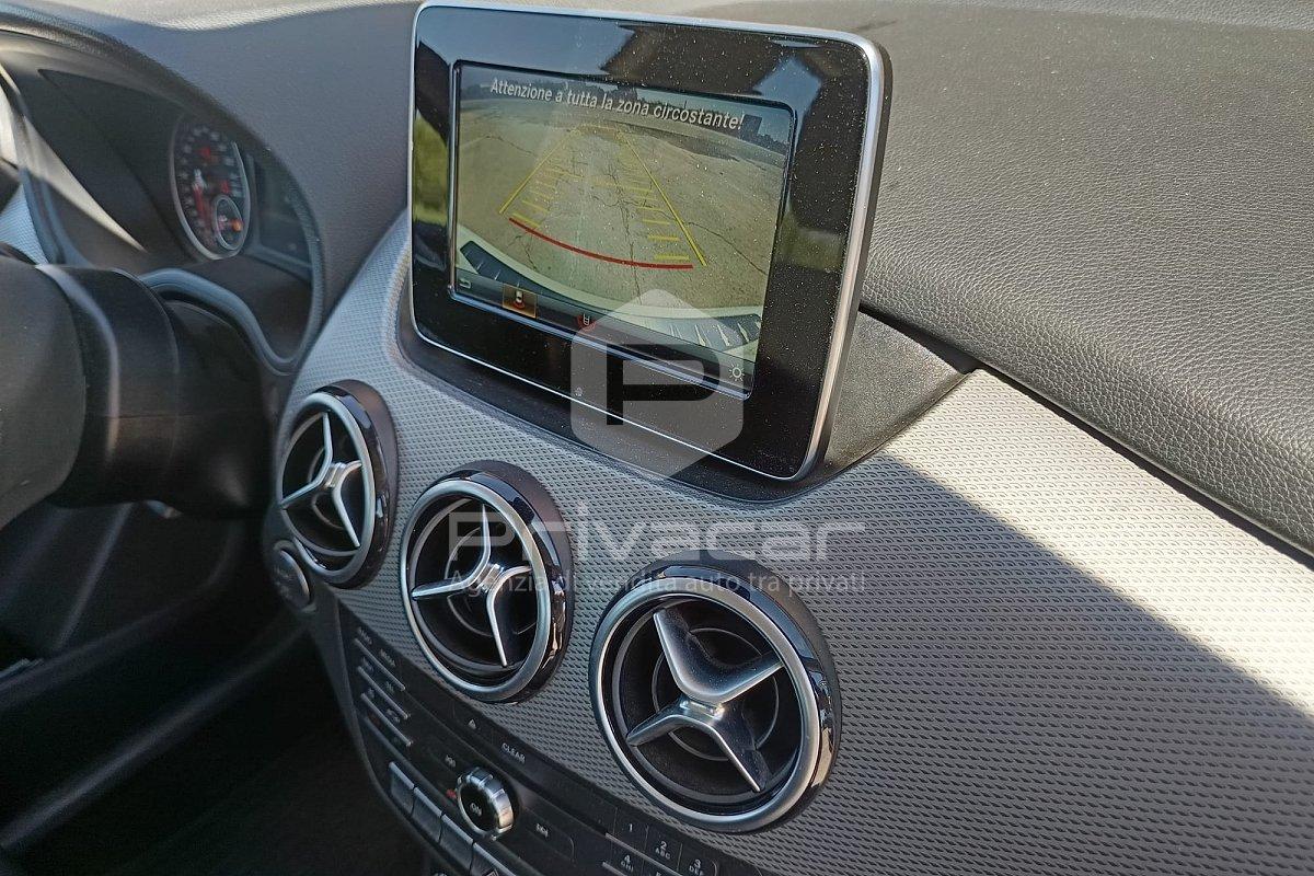 MERCEDES B 200 d Premium