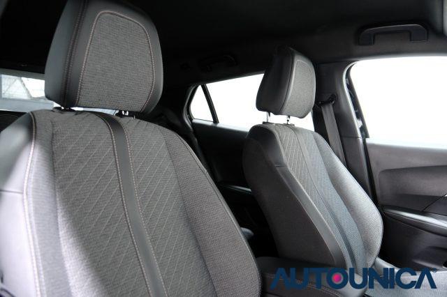 PEUGEOT 2008 PURETECH 130 S&S EAT8 GT FULL LED NEOPATENTATI