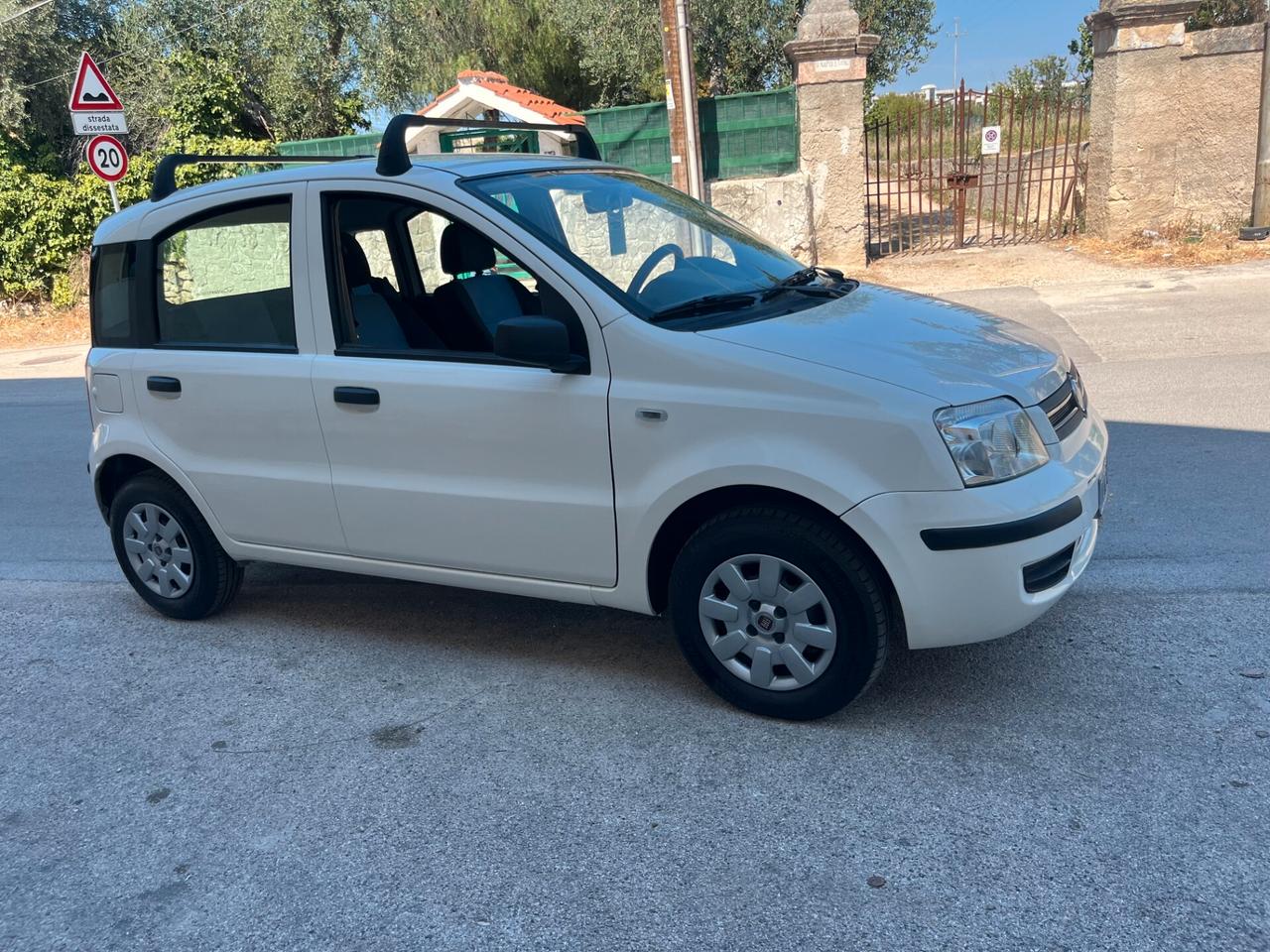 Fiat Panda 1.2 Benzina EmotionXNeoPatentati