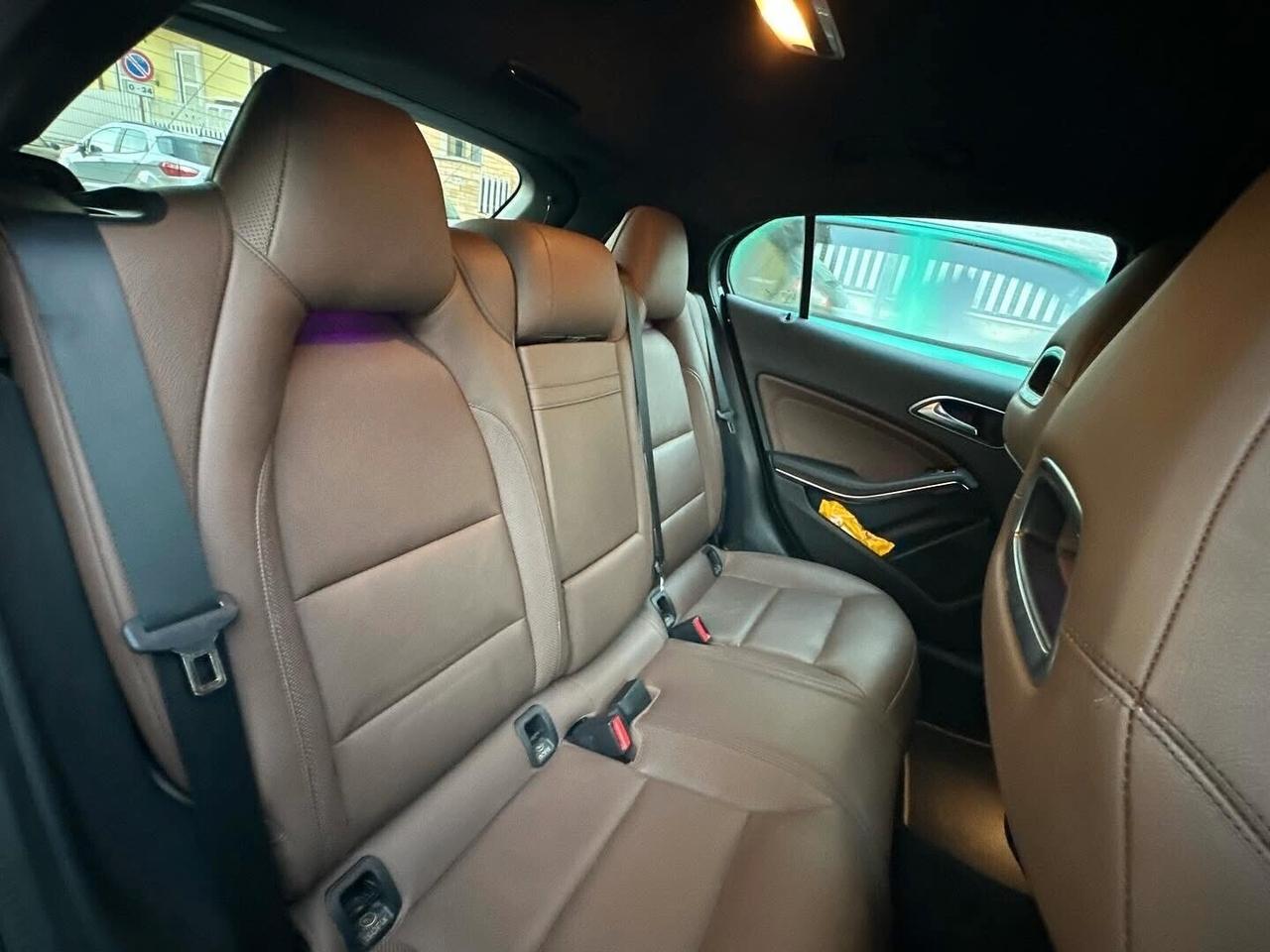 Mercedes-benz GLA 220 d Automatic 4Matic Premium