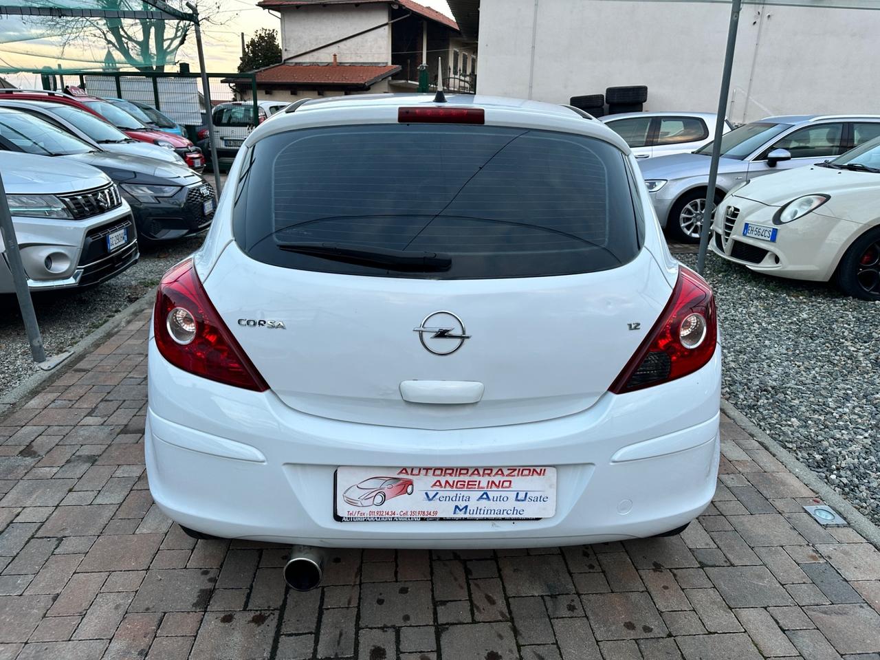 Opel Corsa 1.2 Benzina cambio automatico