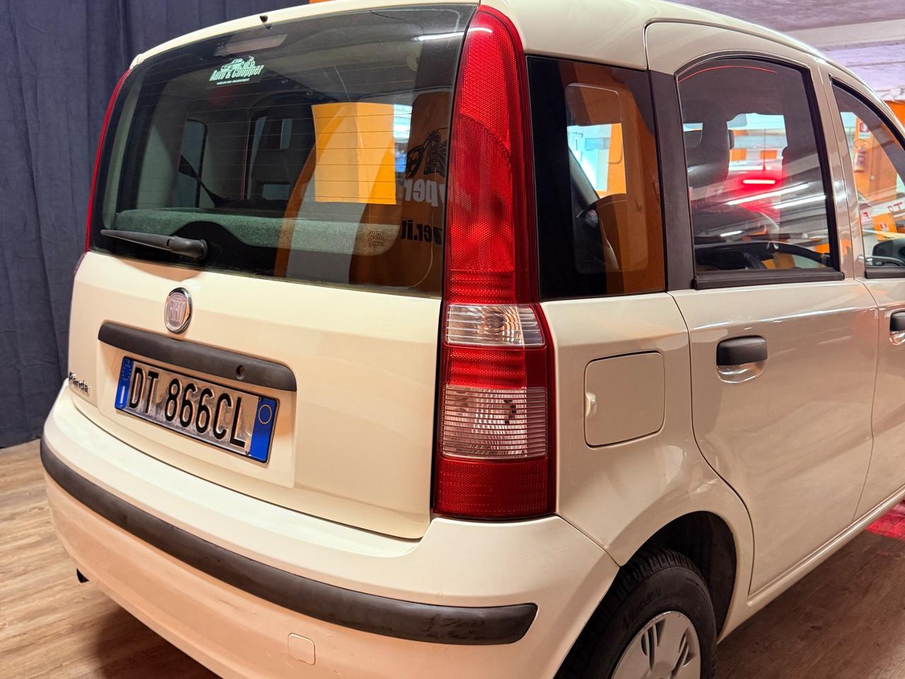 BELLISSIMA FIAT PANDA CON 113.991 KM
