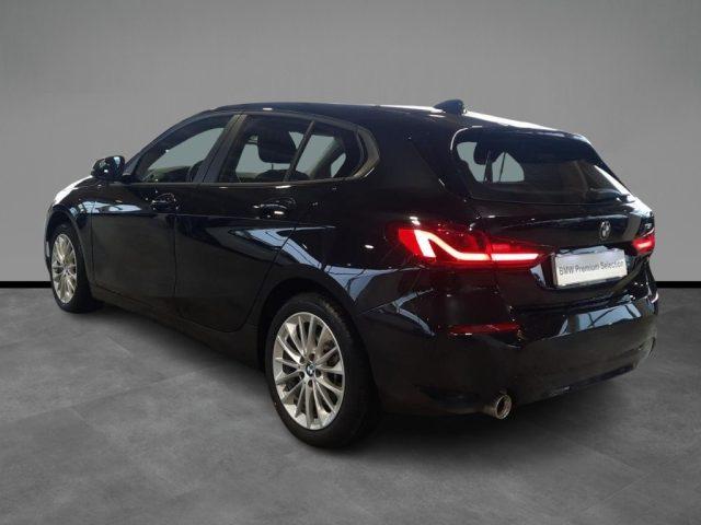 BMW 116 i 5p. Business Advantage Aut.