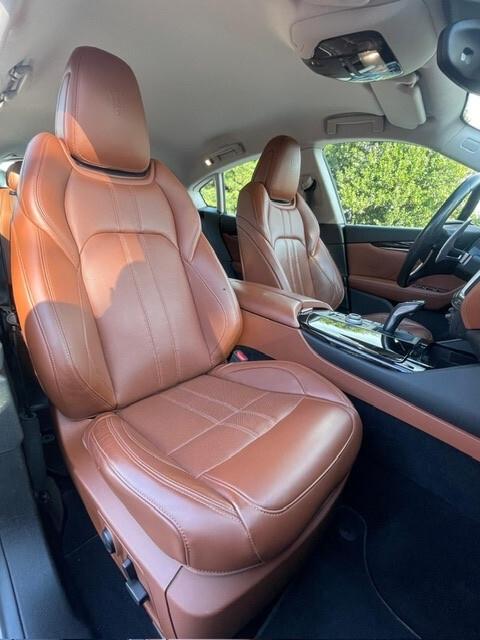 Maserati Levante s q4 430cv