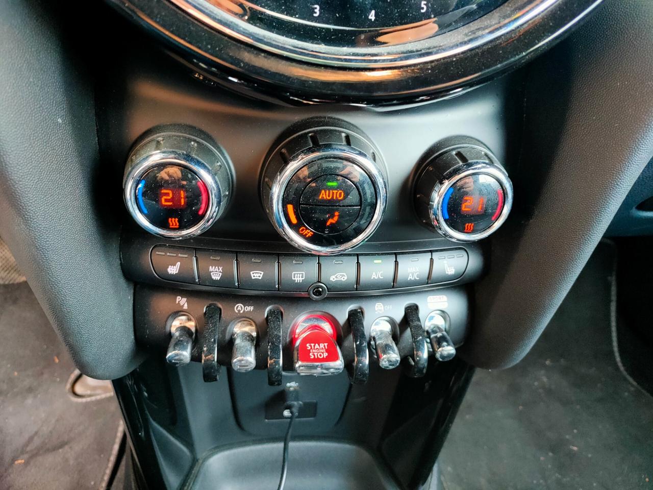 Mini 1.5 Cooper Sidewalk Edition Cabrio