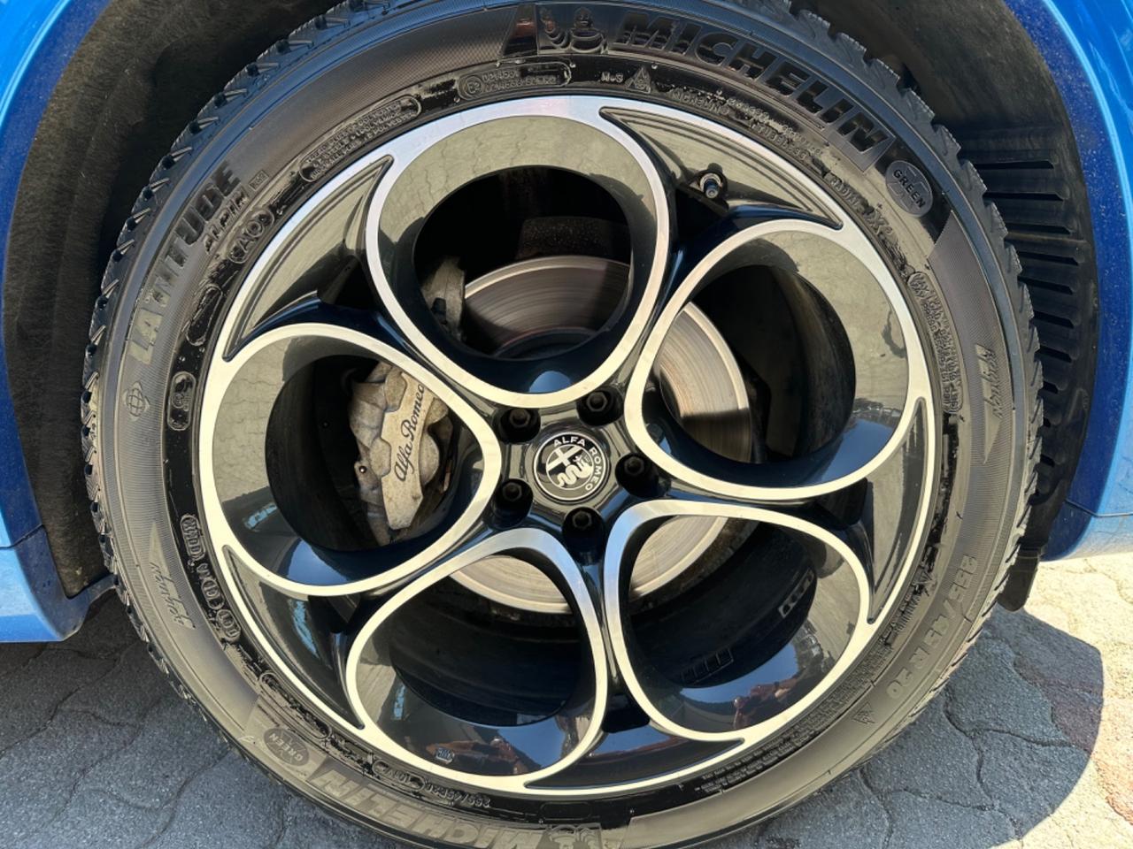 Alfa Romeo Stelvio MJT 210 CV AT8 Q4 Veloce 2022