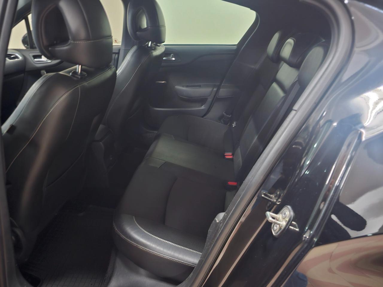 Ds DS4 4 1.6 e-HDi 110 airdream CMP6 So Chic