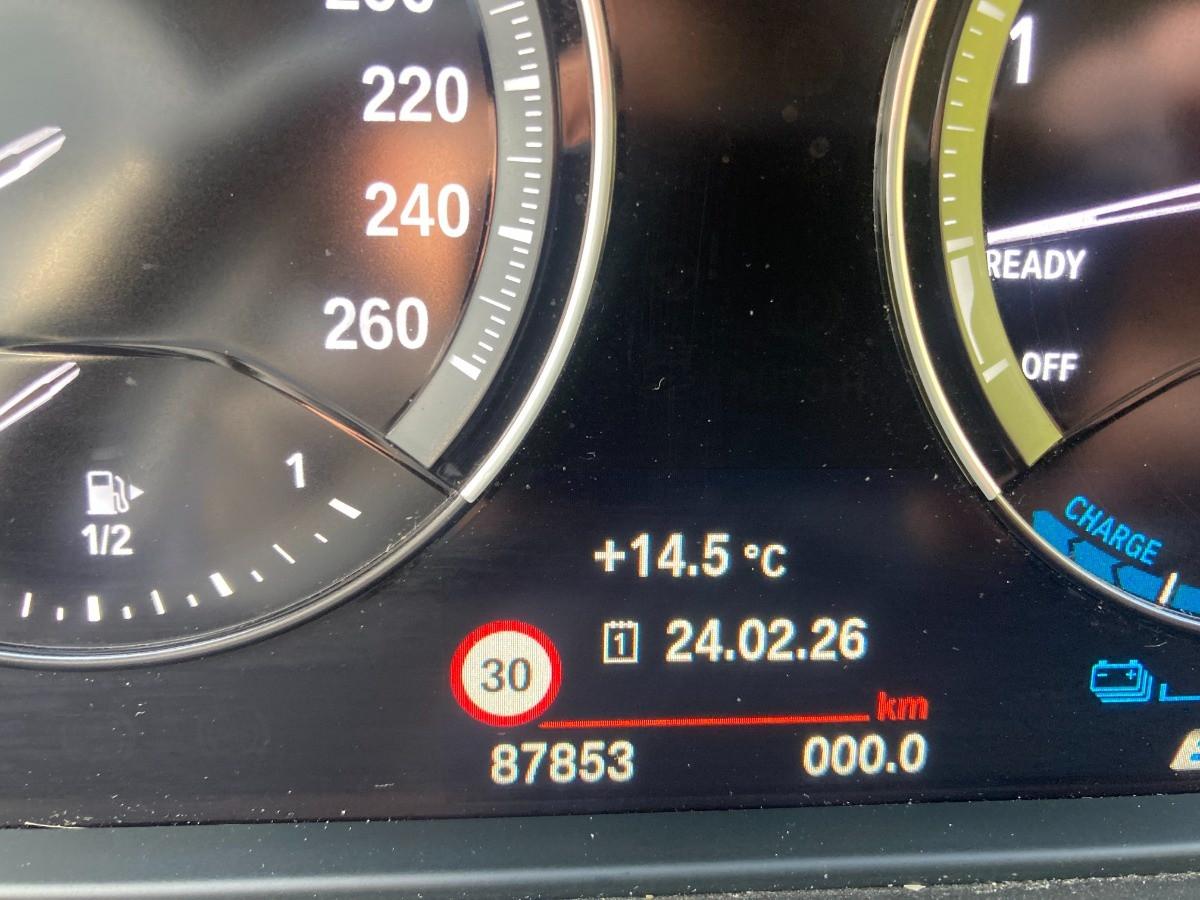 BMW X1 xdrive 25e Business Advantage auto