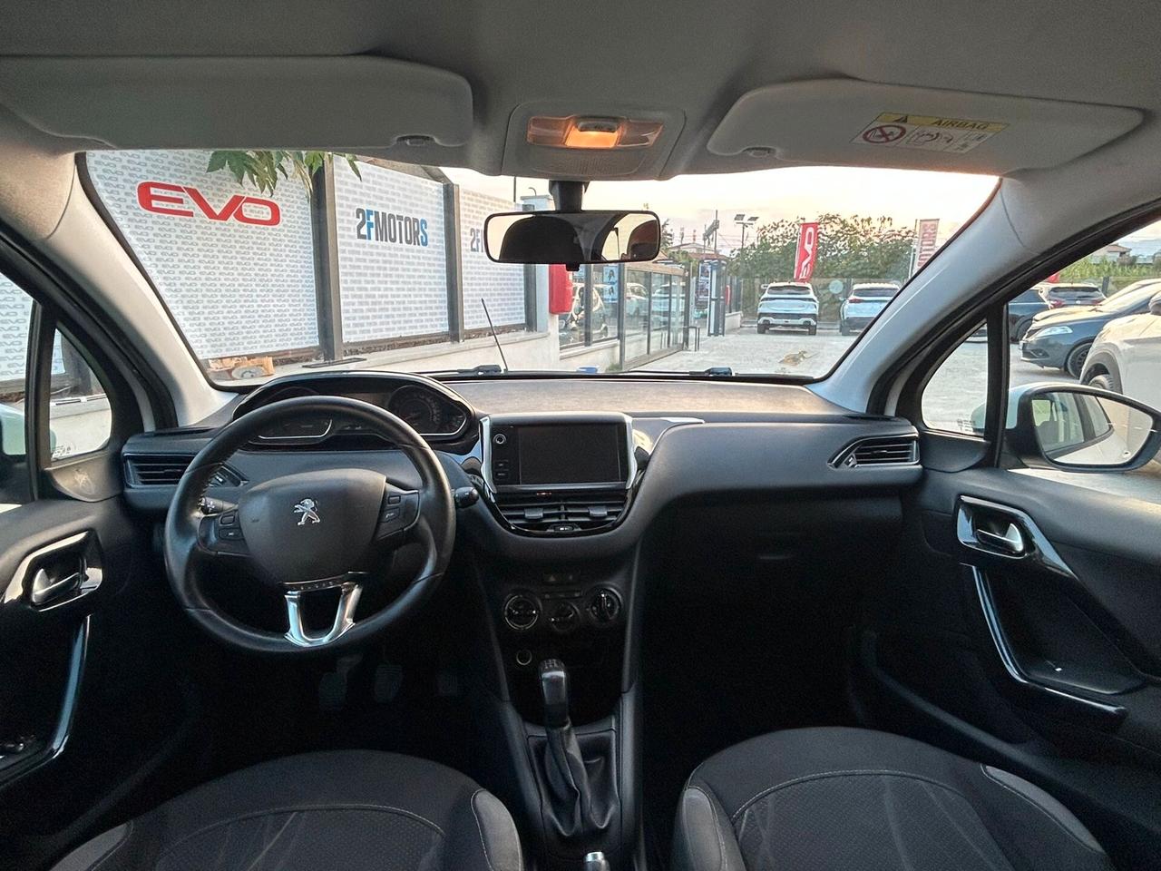 Peugeot 208 1.4 HDi 68 CV 5 porte Allure