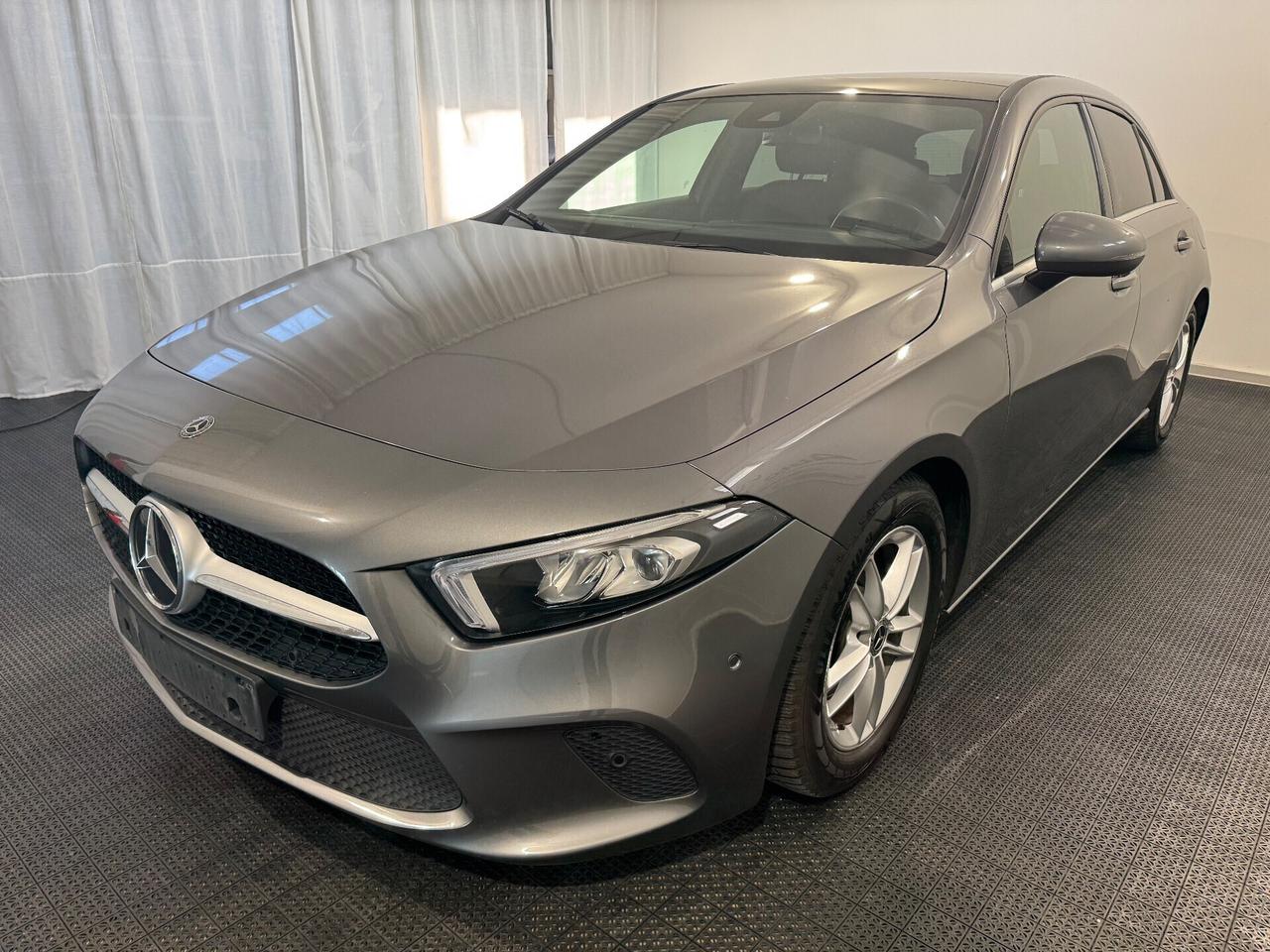 Mercedes-benz A 180d Automatic Business