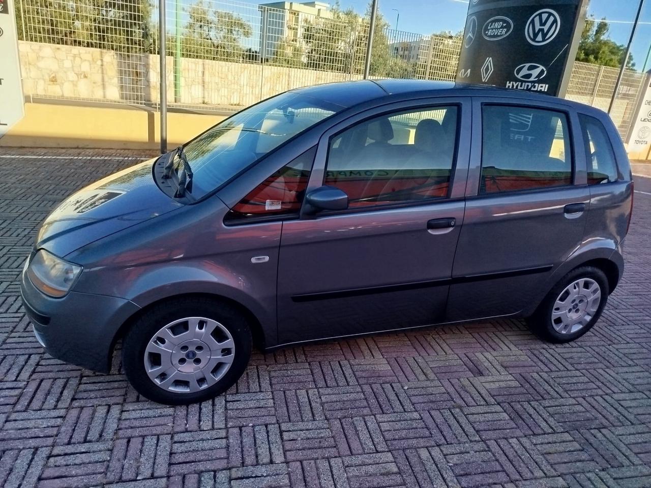 Fiat Idea 1.4 16V Emotion