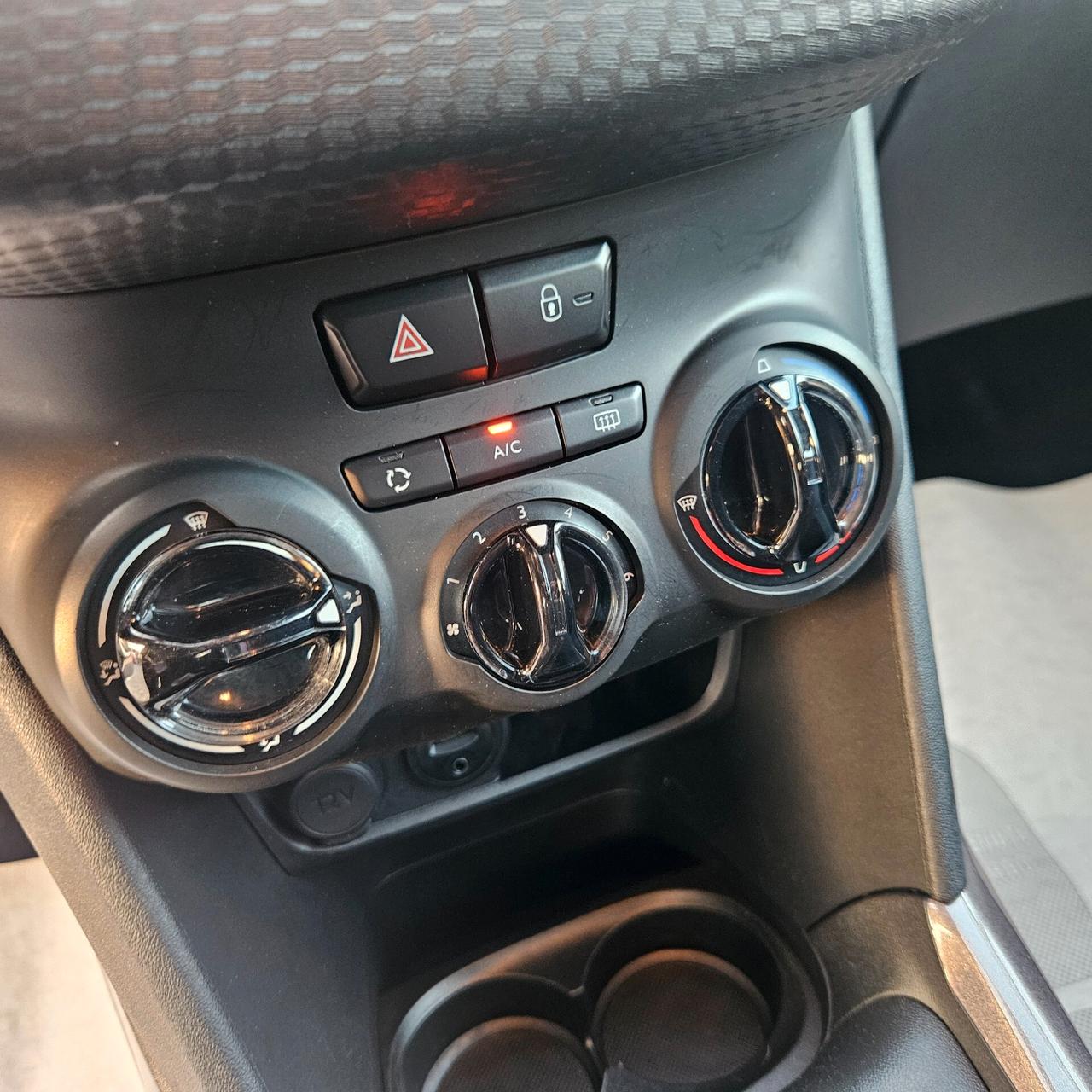Peugeot 2008 1.2 82 5 porte Active da 79€ mese