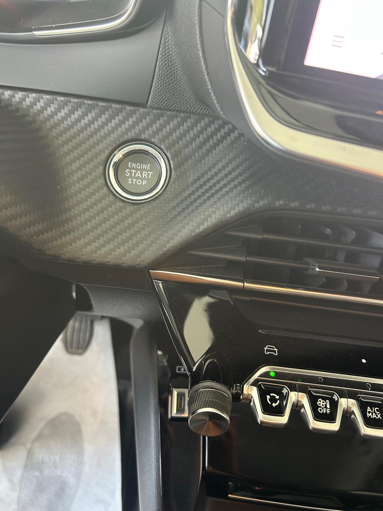 Peugeot 208 PureTech 100 Stop&Start 5 porte Allure