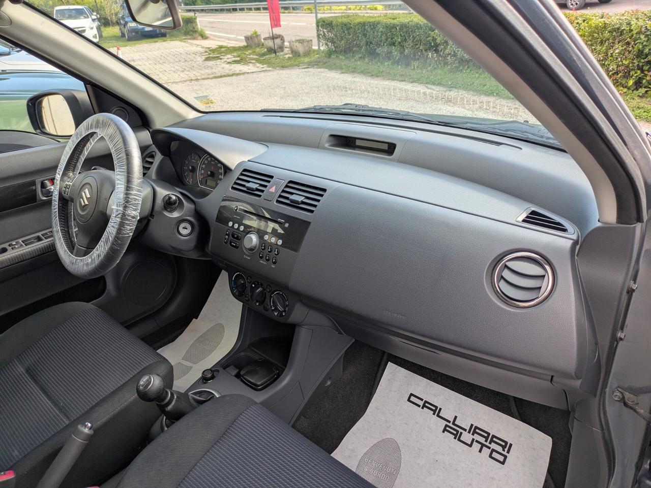 SUZUKI SWIFT 4X4 1.3 BENZINA 92CV
