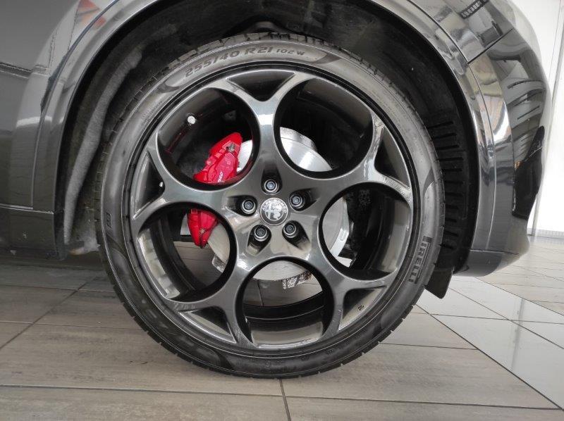 ALFA ROMEO Stelvio - Stelvio 2.0 Turbo 280 CV AT8 Q4 Veloce