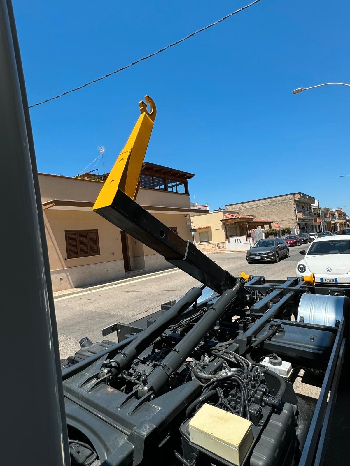 EUROCARGO 80 E 18 SCARRABILE PALFINGER SOLO 90.000 KM