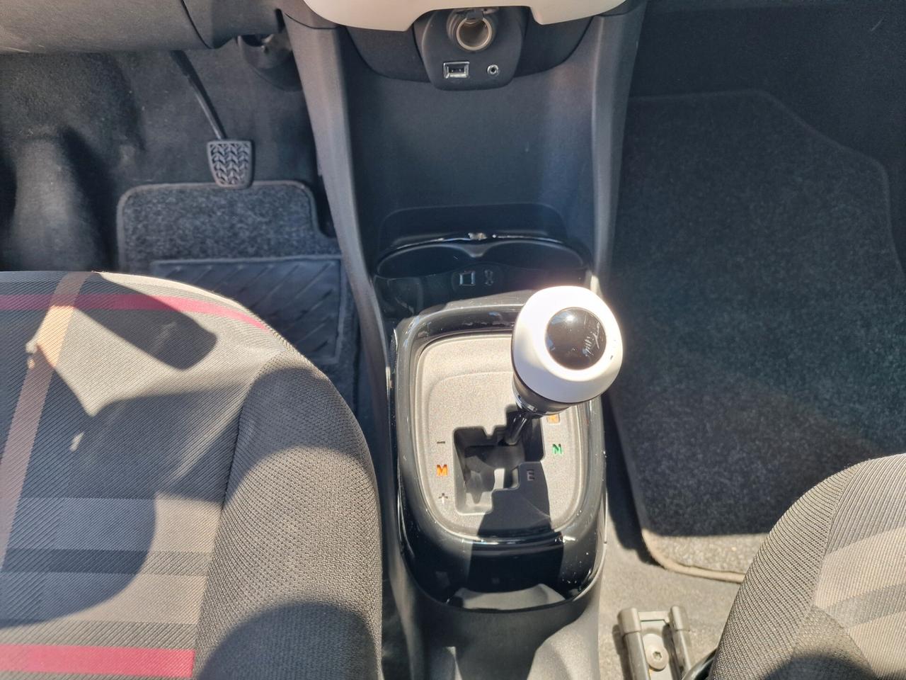 Peugeot 108 VTi 68 ETG 5 porte Allure