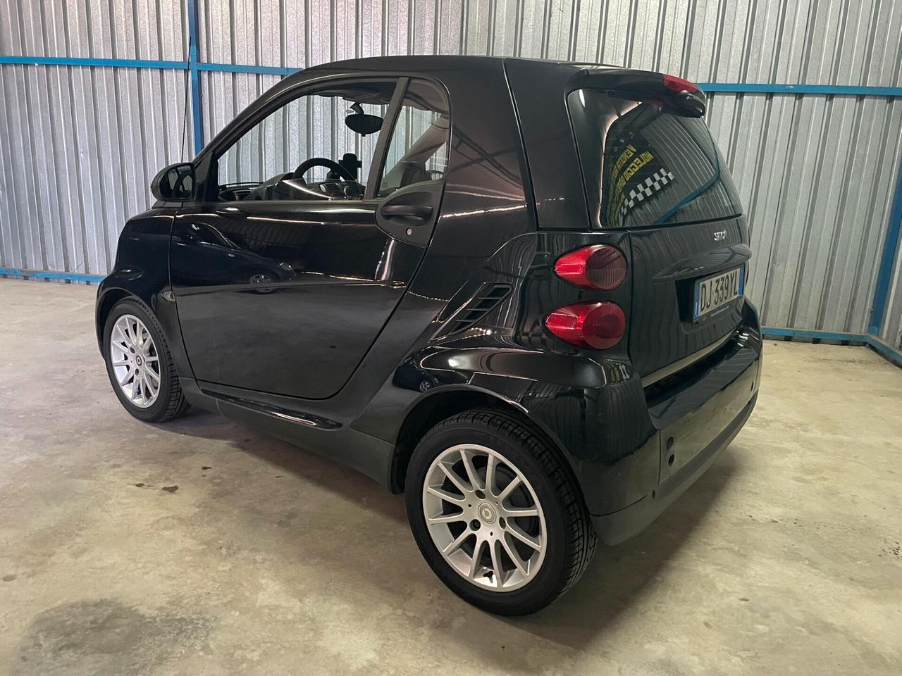 Smart ForTwo 1000 52 kW coupé limited two