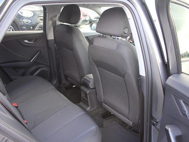 AUDI Q2 35 TDI quattro S tronic Identity Black