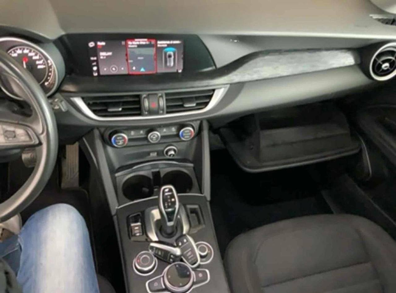 Alfa Romeo Stelvio 2.2 Turbodiesel 160 CV AT8 RWD Business