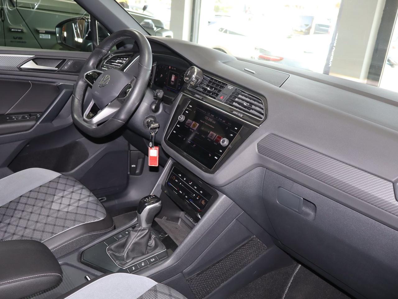 Volkswagen Tiguan R Line 1.5 TSI #10982