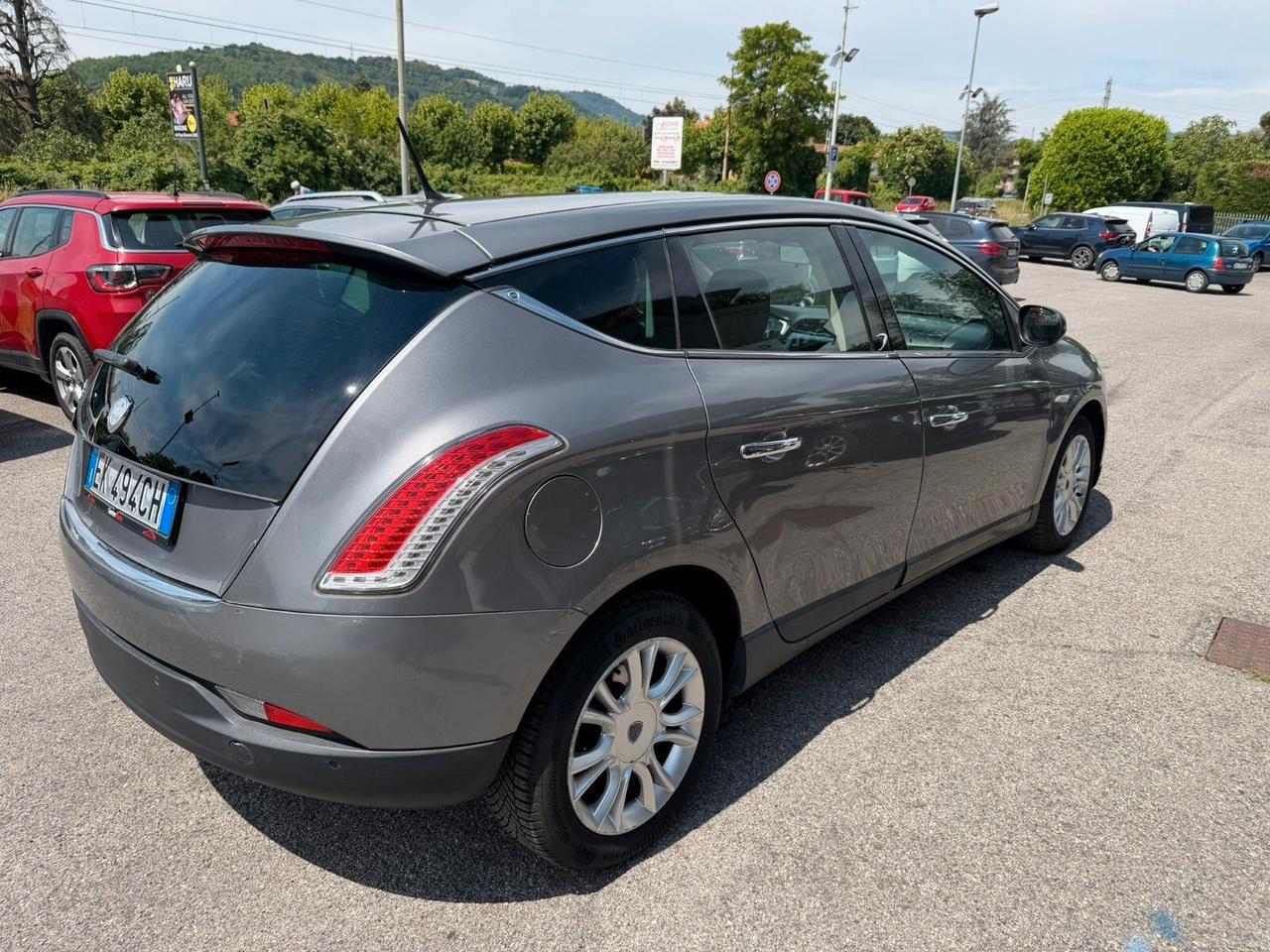 Lancia Delta 1.4 T-Jet 120 CV Silver