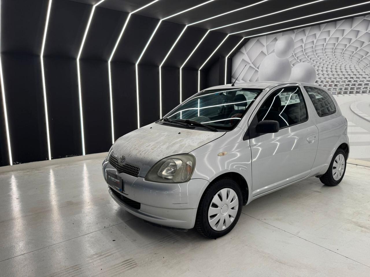 Toyota Yaris 1.0i 16V -KM CERTIFICATI-PERMUTE