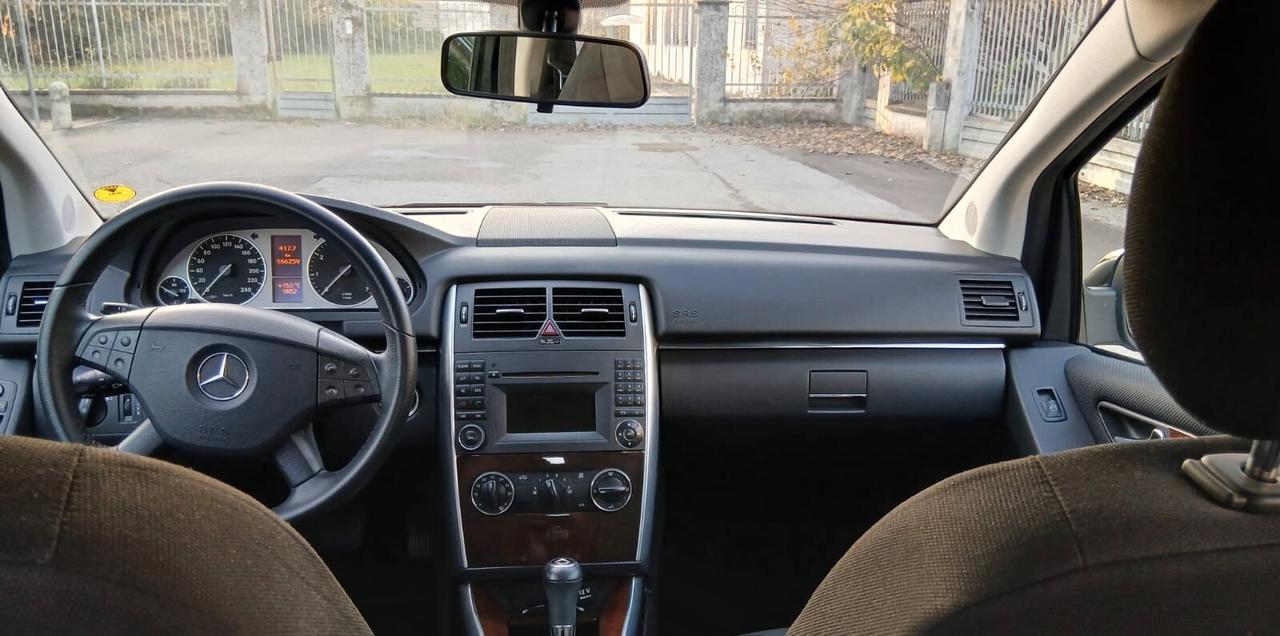 Mercedes-benz B 170 180 NGT BlueEFFICIENCY Executive