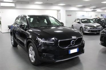 VOLVO XC40 2.0 D3 150 CV Momentum Pro Automatica