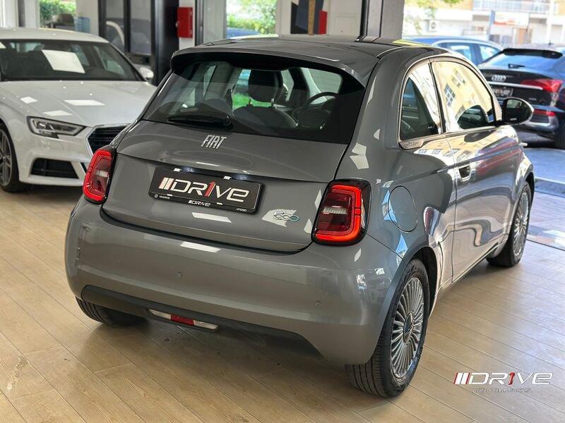FIAT 500 500e Berlina 42 kWh