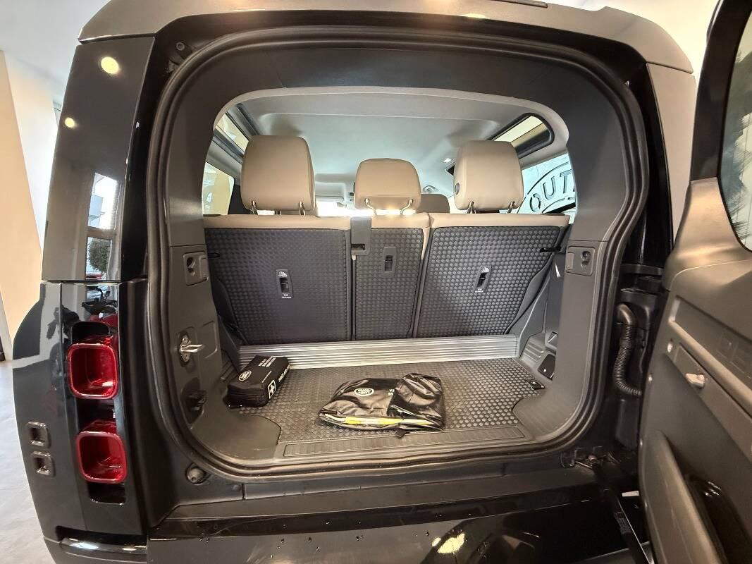 Land Rover Defender 90 3.0d i6 mhev SE awd 200cv auto 6p.ti