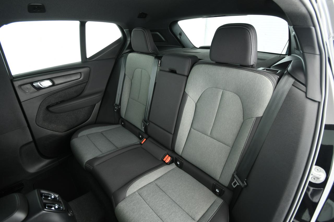 VOLVO XC40 N1 T4 recharge plug-in hybrid Core auto PREZZO+IVA+CAMERA