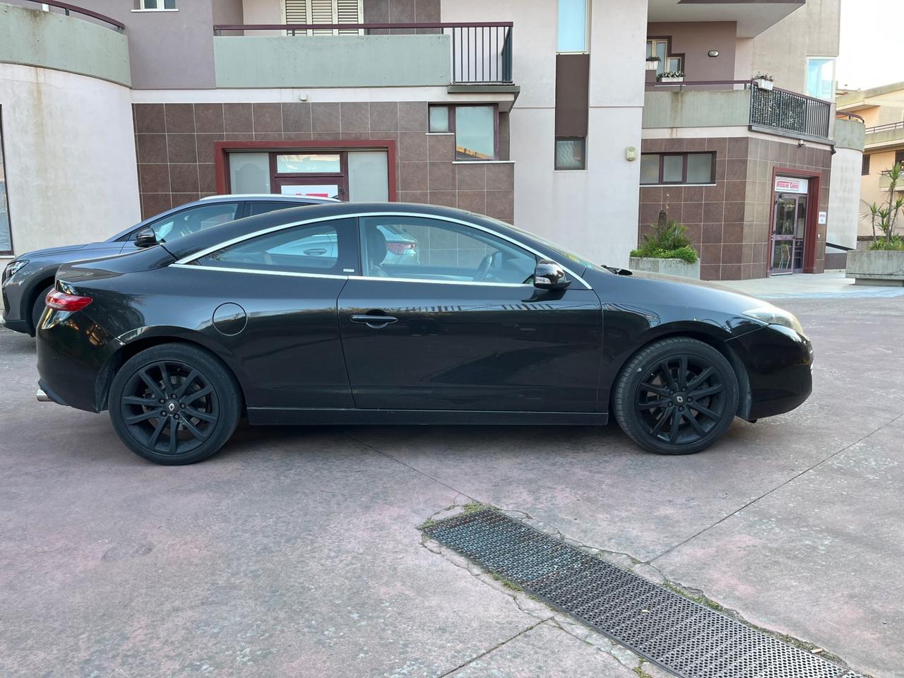 Renault Laguna Coupé 3.0 dCi V6 -2013