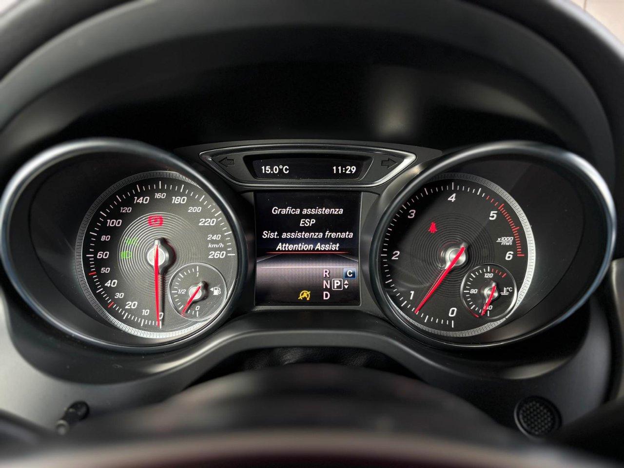 Mercedes GLA 220 d Premium 4matic auto