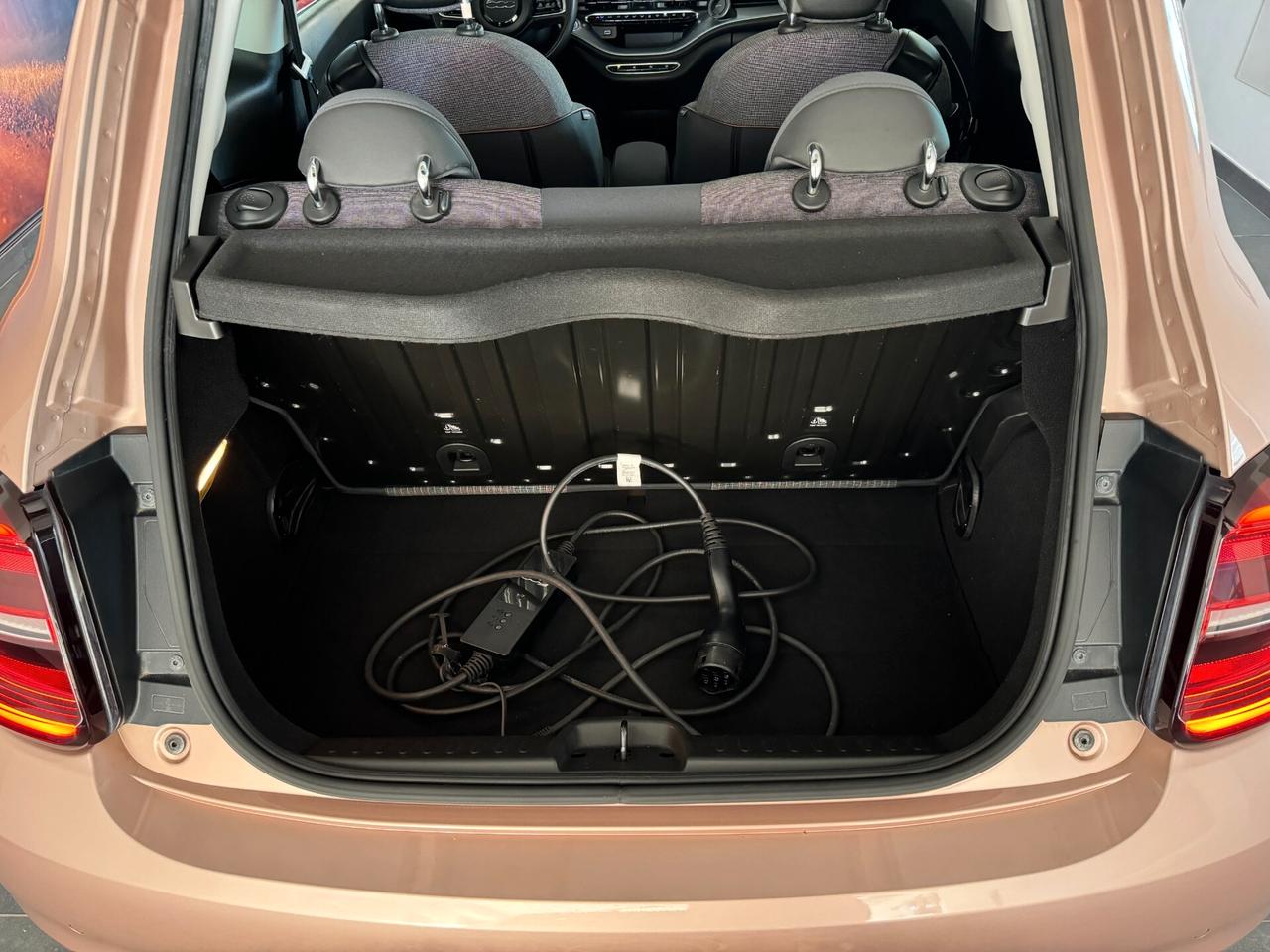 FIAT 500E 42 KWH 118CV ICON 2021